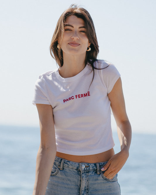 PARC FERMÉ BABY FIT TEE (WHITE)