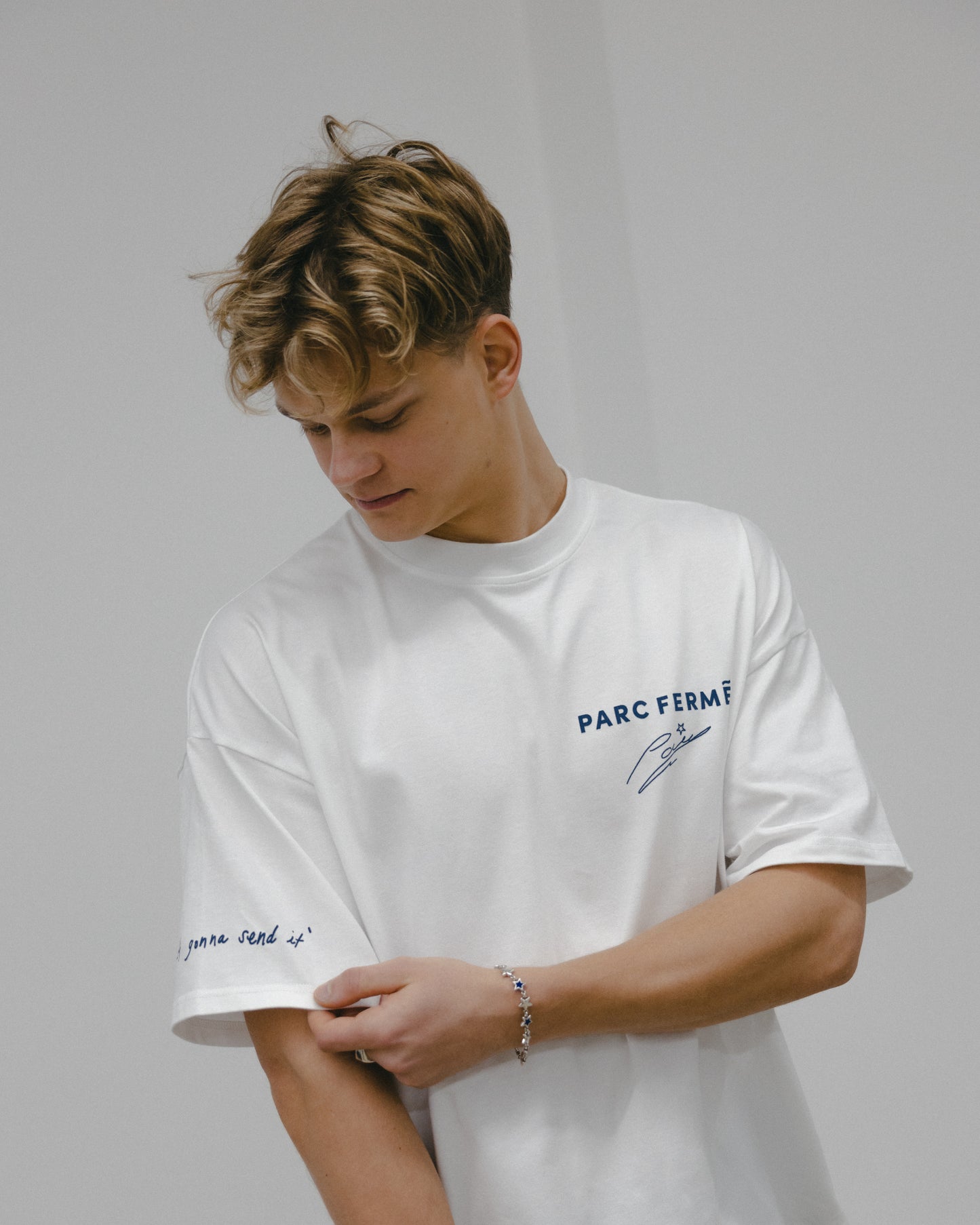 PAUL ARON X PARC FERMÉ TEE (WHITE)