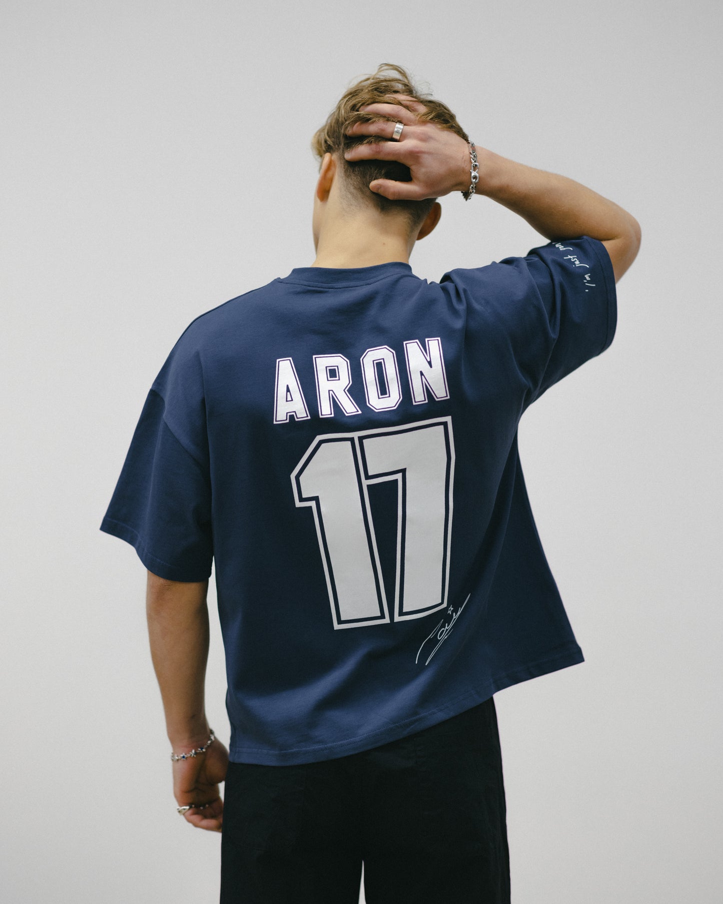 PAUL ARON X PARC FERMÉ TEE (NAVY)